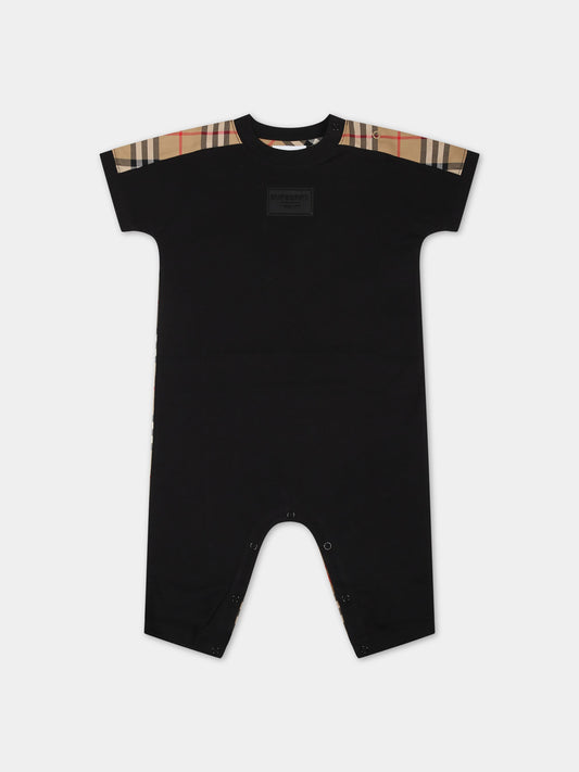 Pagliaccetto nero per neonati con iconico check vintage,Burberry Kids,8069151